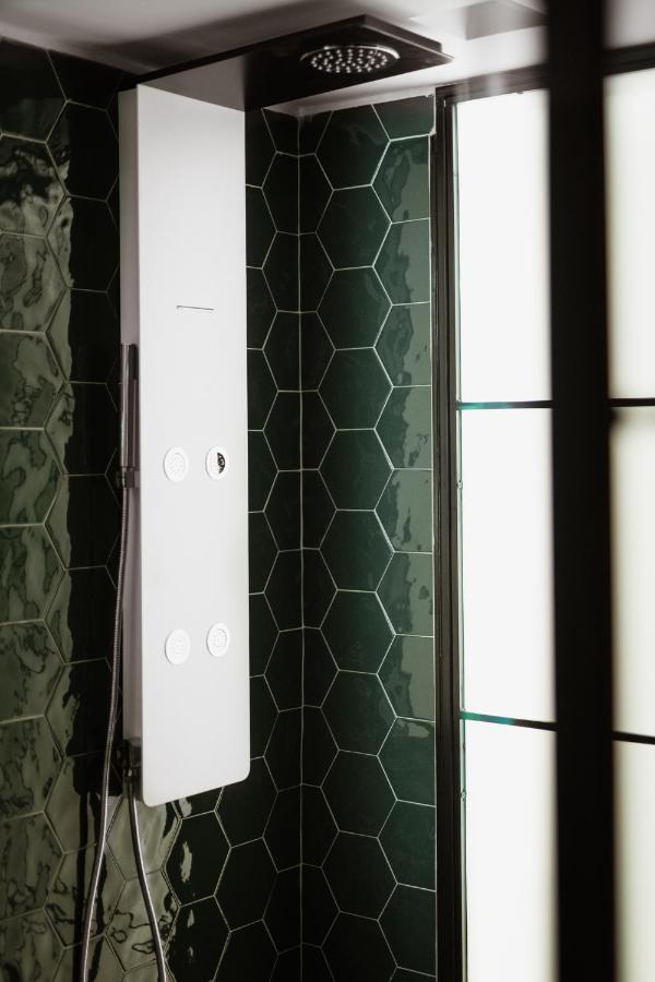 The Bold Type Hotel, A Member Of Design Hotels Patras Exteriér fotografie